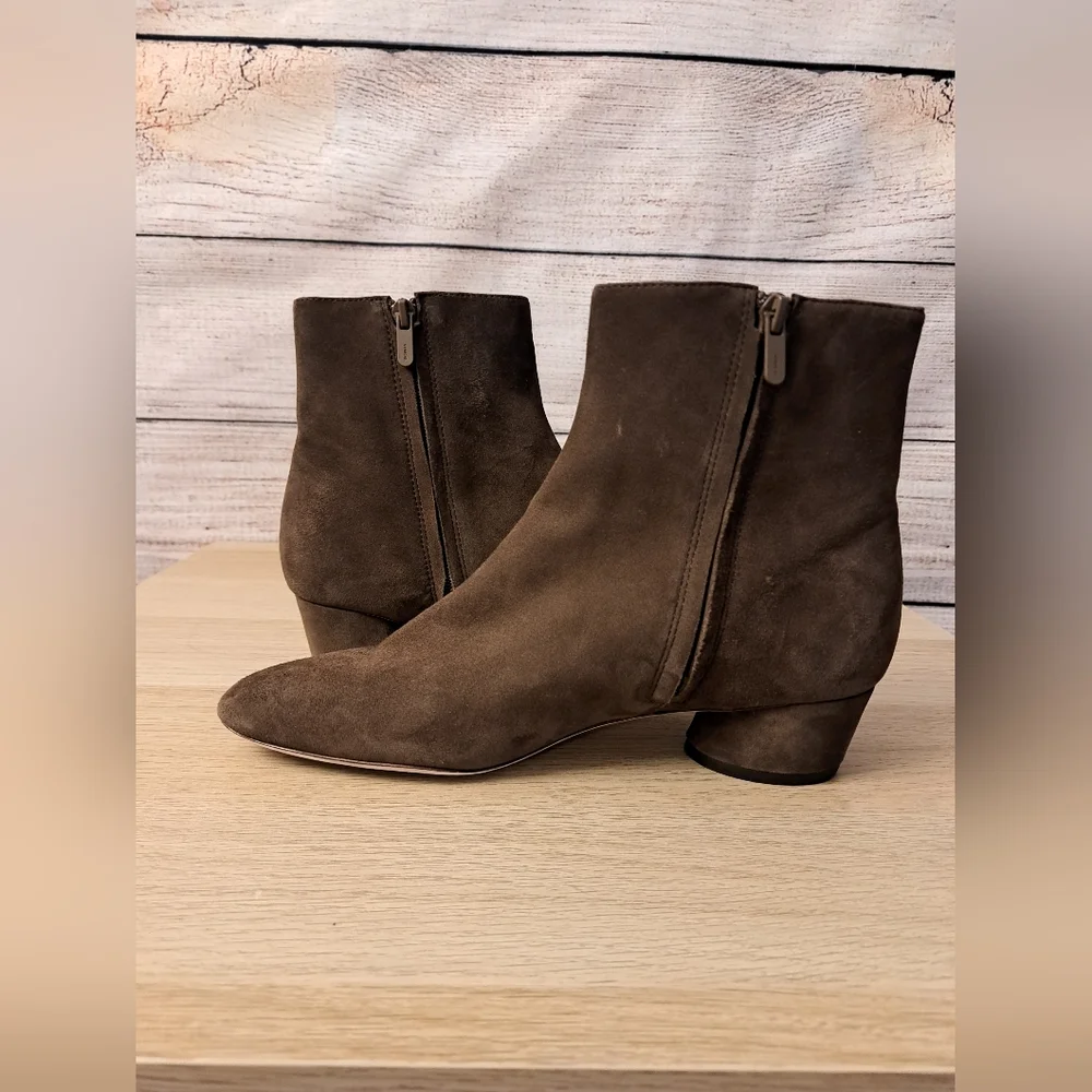 Vince Brown Suede Ankle Boots - Picture 6 of 10